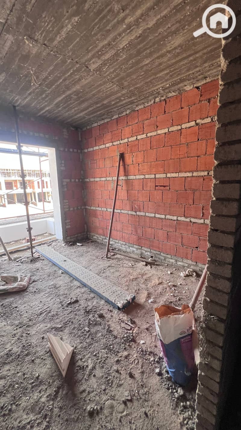 5 tempImageGBMKWk. jpg