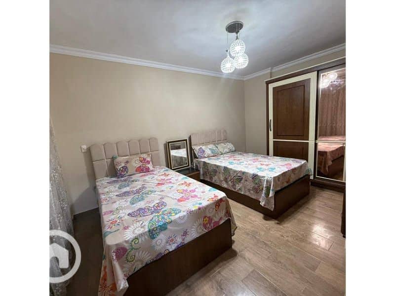 5 5771cdb1-04f3-4bfd-aac9-028f46767090. jpg