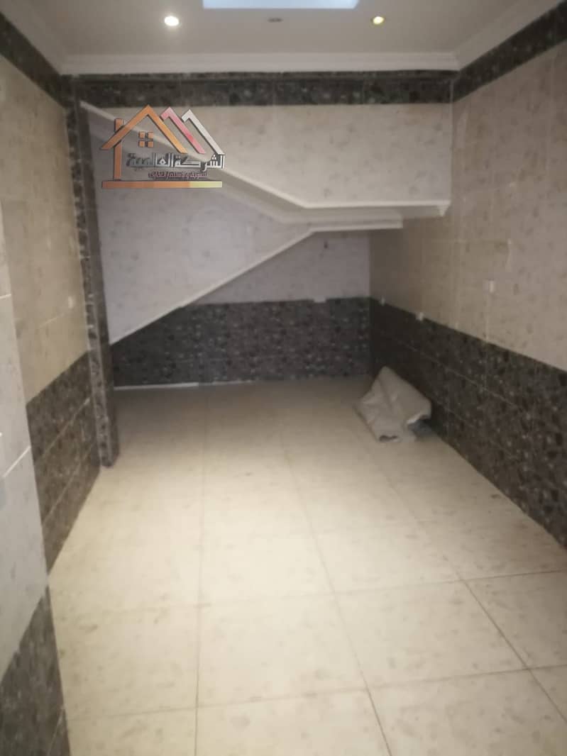 6 1fa850ff-9111-434c-a3ce-ff5e2b66624e. jpg