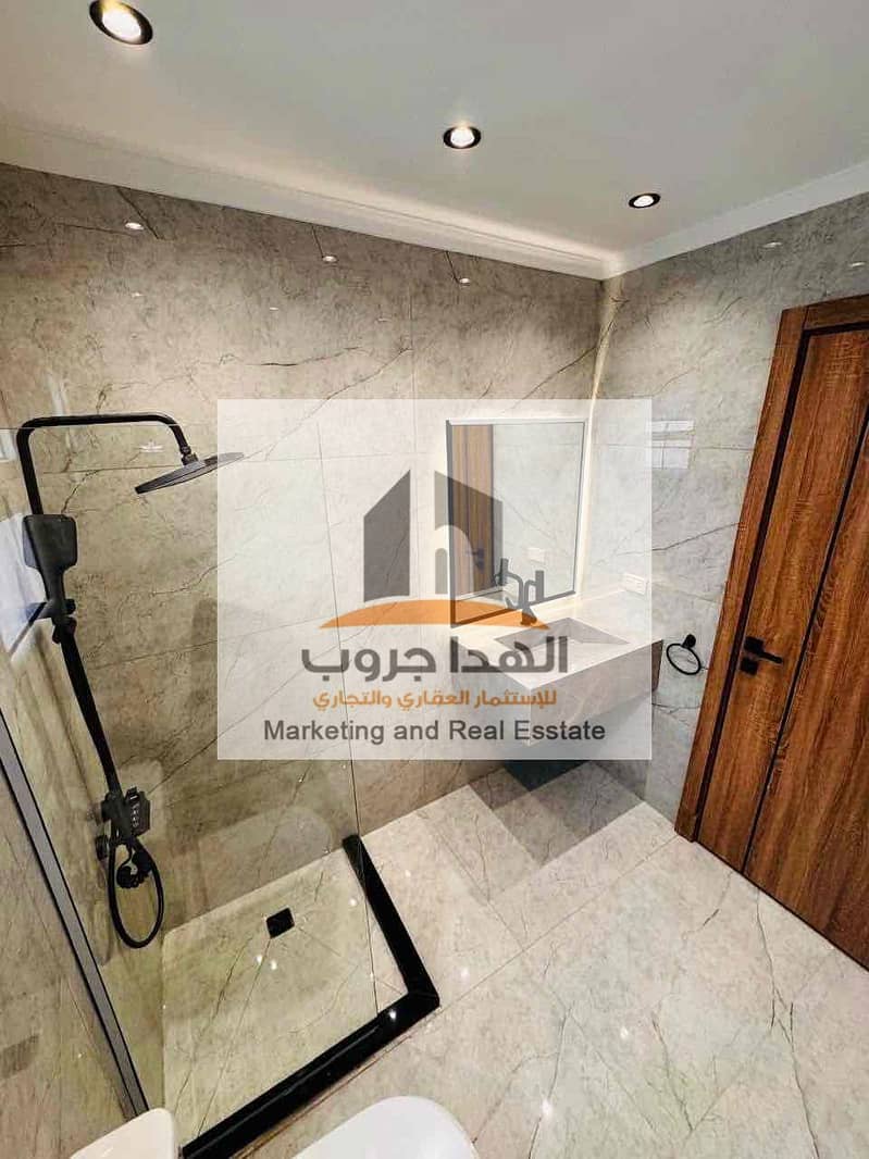 3 fae76db9-1587-4702-8d85-646fc4d80770. jpg