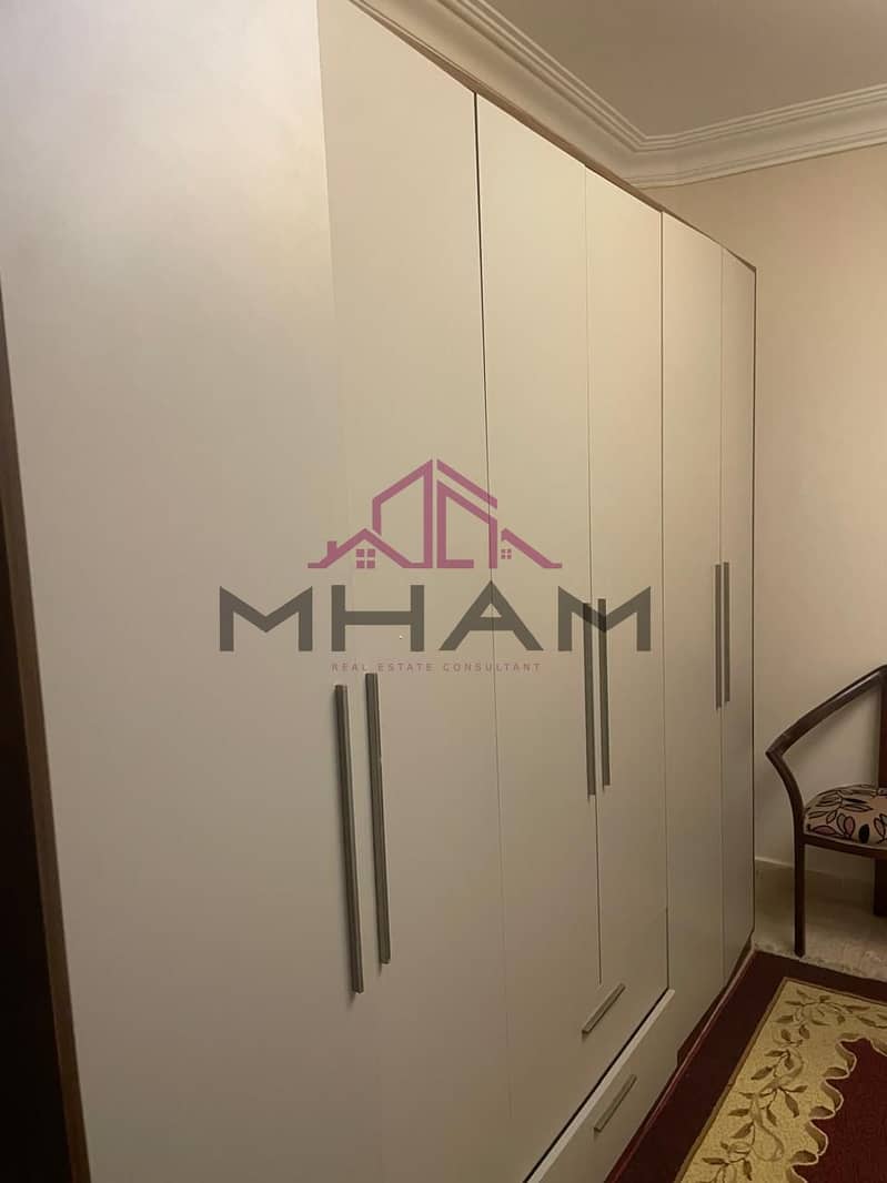 2 photo_6030484583440124934_y. jpg