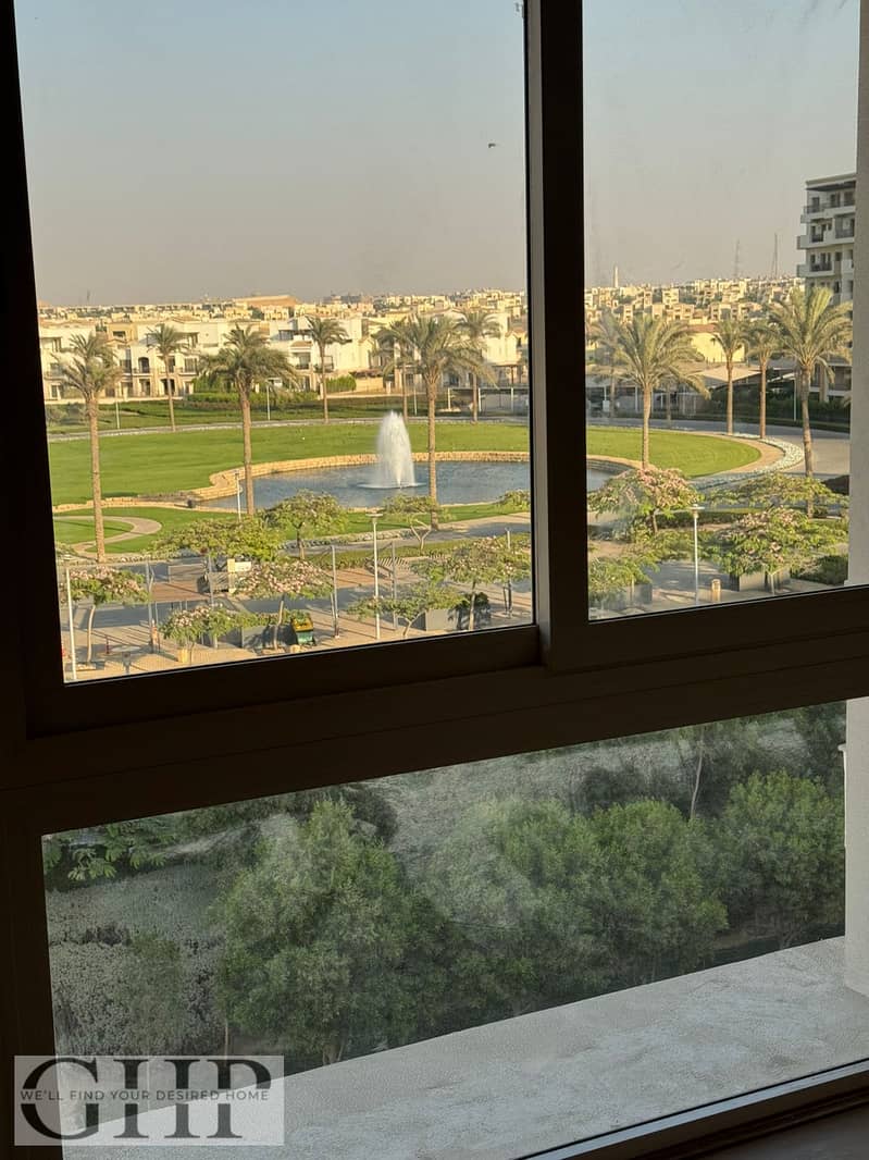 5 13b295f2-ad4c-42e8-a64b-0e8016d2b47a. jpg