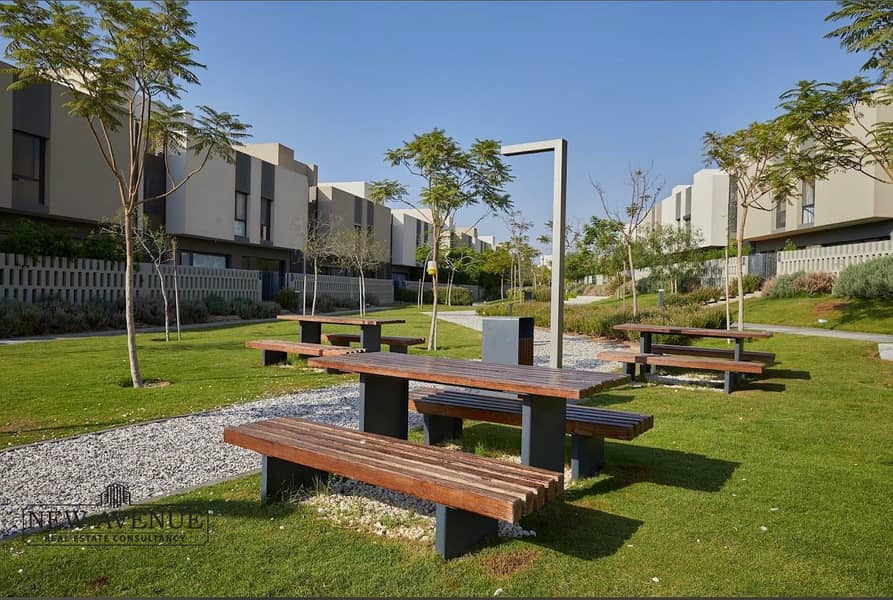 4 5ba718b9-cbb1-4ef6-b3b7-a20a74b5000f. jpg