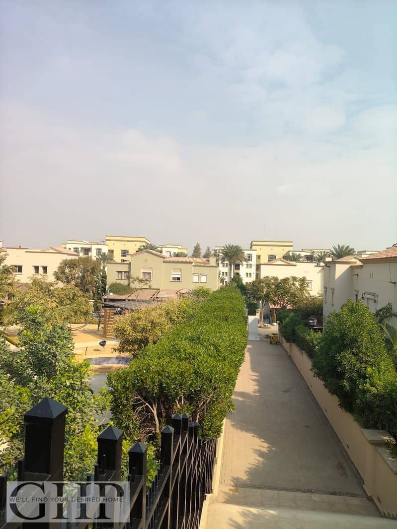 4 17ab3e51-ad70-436e-9906-cd5a71867cc7. jpg