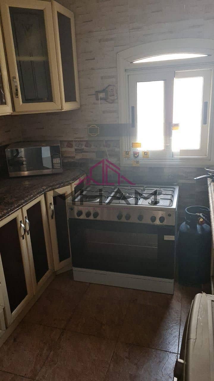 4 photo_6030484583440124876_y. jpg