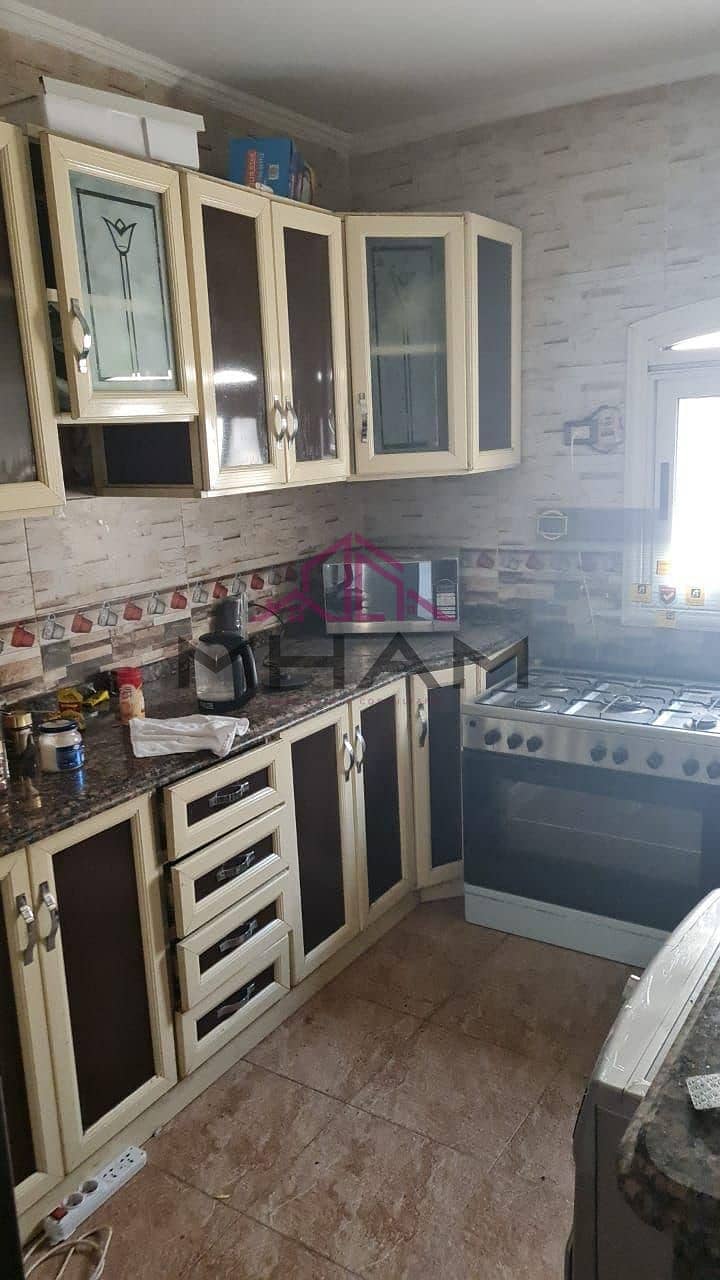 8 photo_6030484583440124883_y. jpg