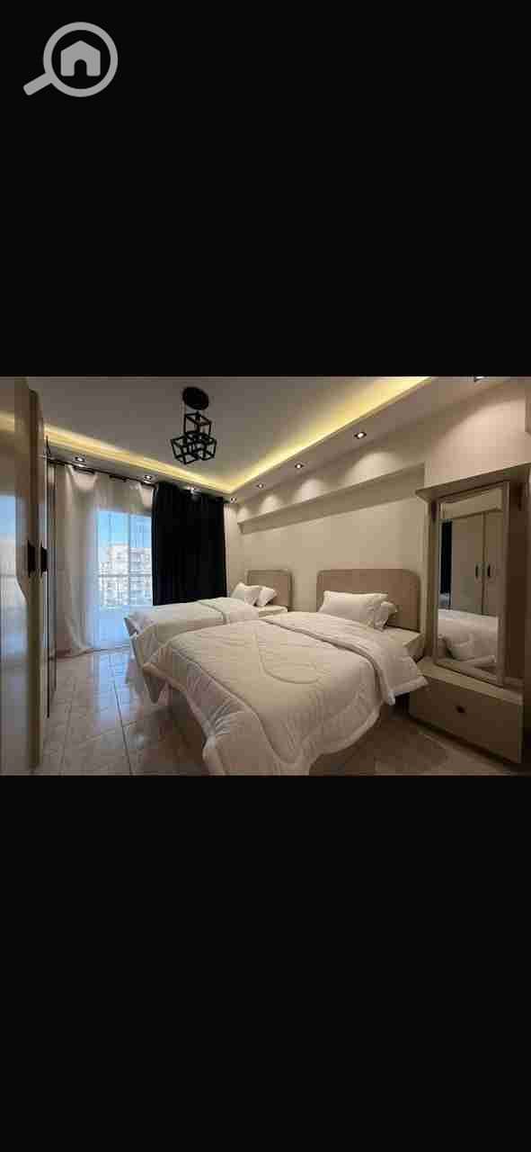 1001245450. jpg 1001245450. jpg