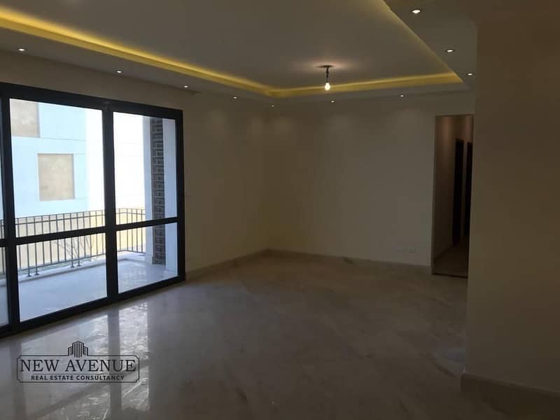 4 0c0734e6-25c0-4293-8ac6-8ebe966fdd2d. jpg