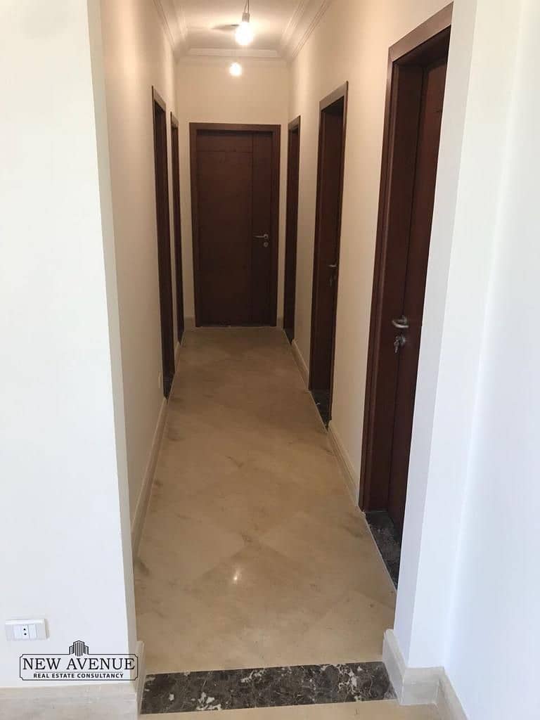 5 1b85cf87-8d1e-479c-a0b0-813458661d16. jpg