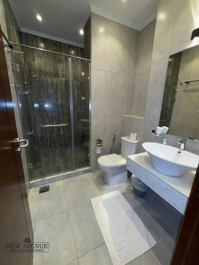 8 9858d544-b33e-434c-9eb6-d8c6a1f9cb4e. jpg