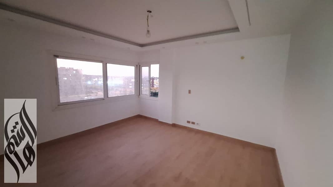 3 WhatsApp Image 2025-12-25 at 4.05. 41 PM (1). jpeg