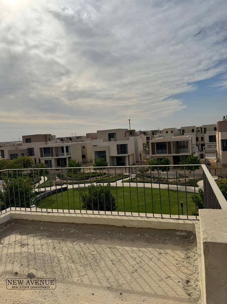 2 d0e9cba1-798e-4ebd-a015-1474f85742ae. jpg