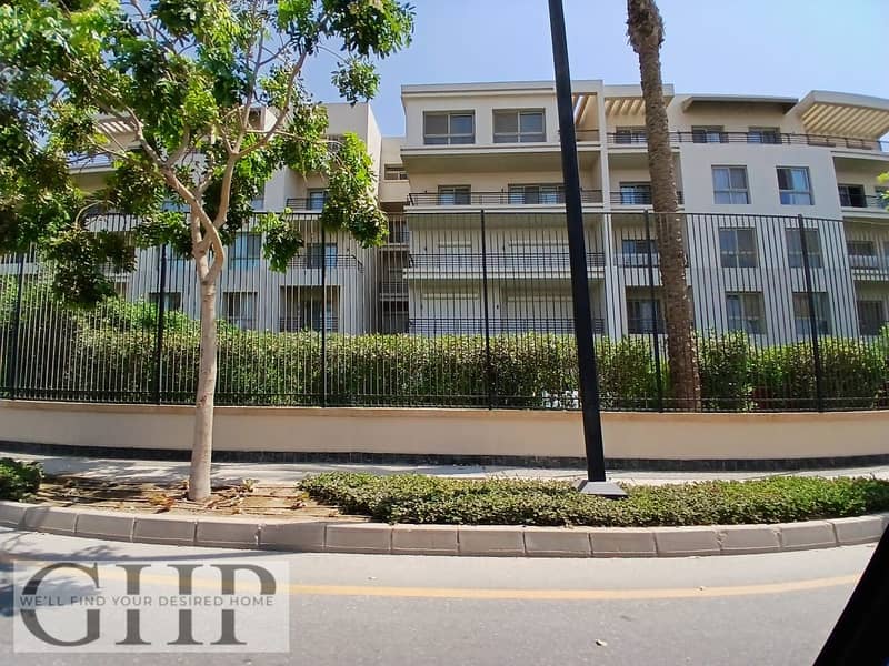 6 e4dd1a74-4869-49b0-917d-ca9ffc746412. jpg