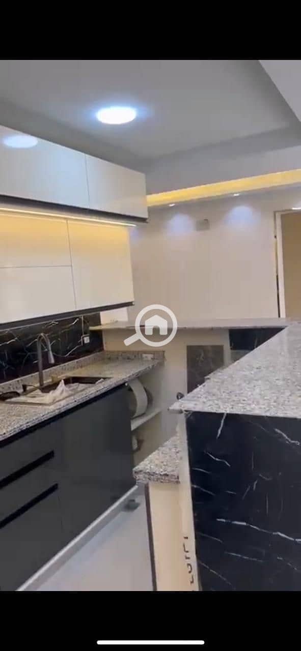 3 9f310a1b-75ba-4138-9670-144d9cbd526b. jpg