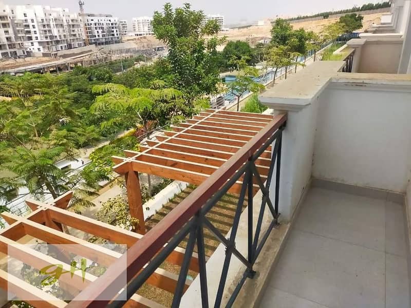 7 524708960_122146318490622465_2662467354482190192_n. jpg