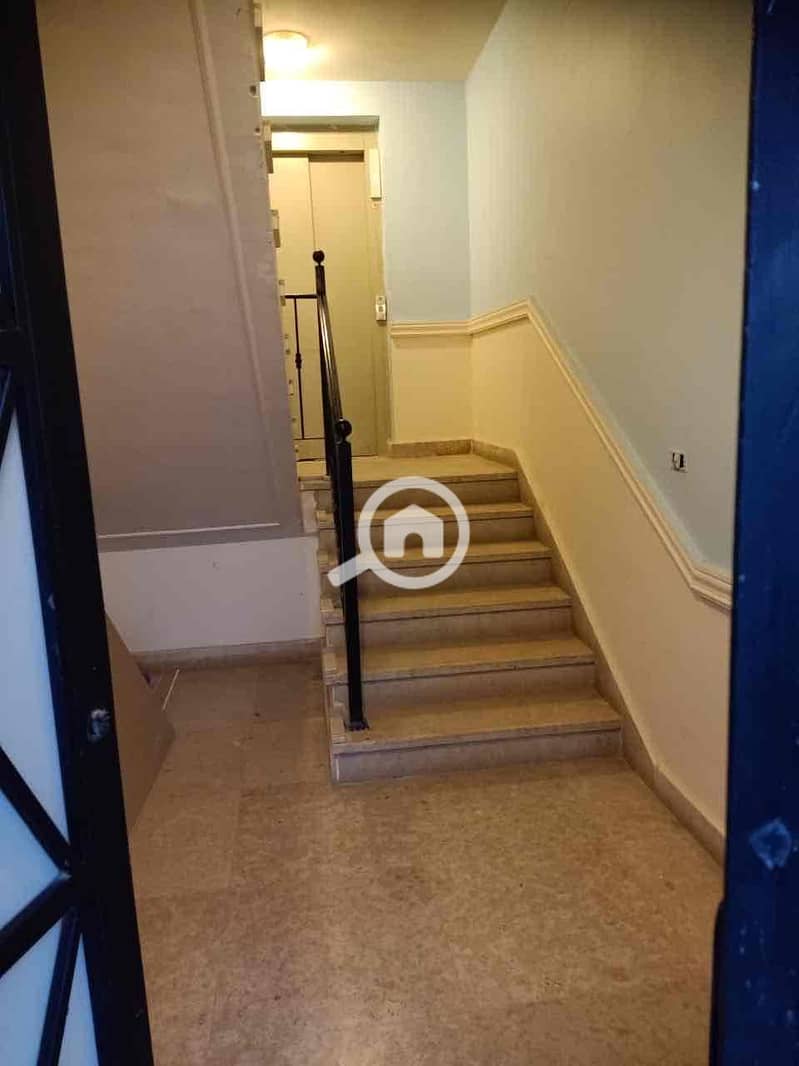 6 da802f6e-a223-4aa9-bd01-3a2be92e4a4f. jpg