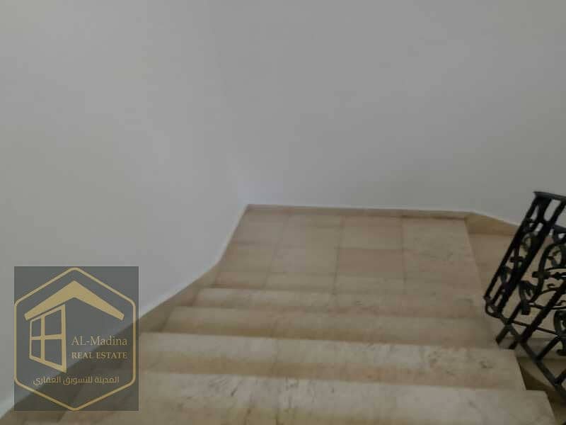 6 WhatsApp Image 2026-01-08 at 19.36. 55 (1). jpeg