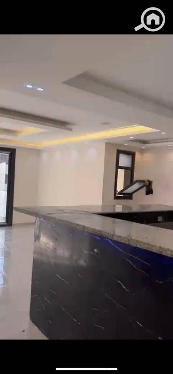 6 53411bbc-3867-4fbf-b677-c6928f0cf752. jpg