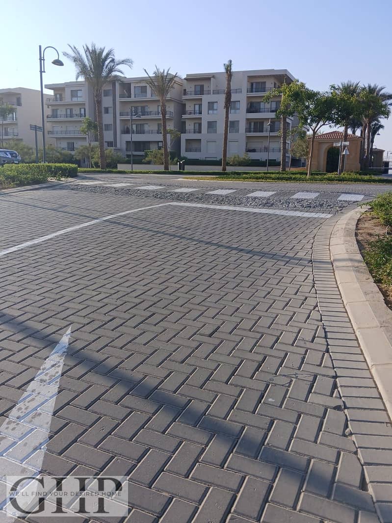 4 0f138c3f-2810-4a83-ba87-268e36331cbe. jpg