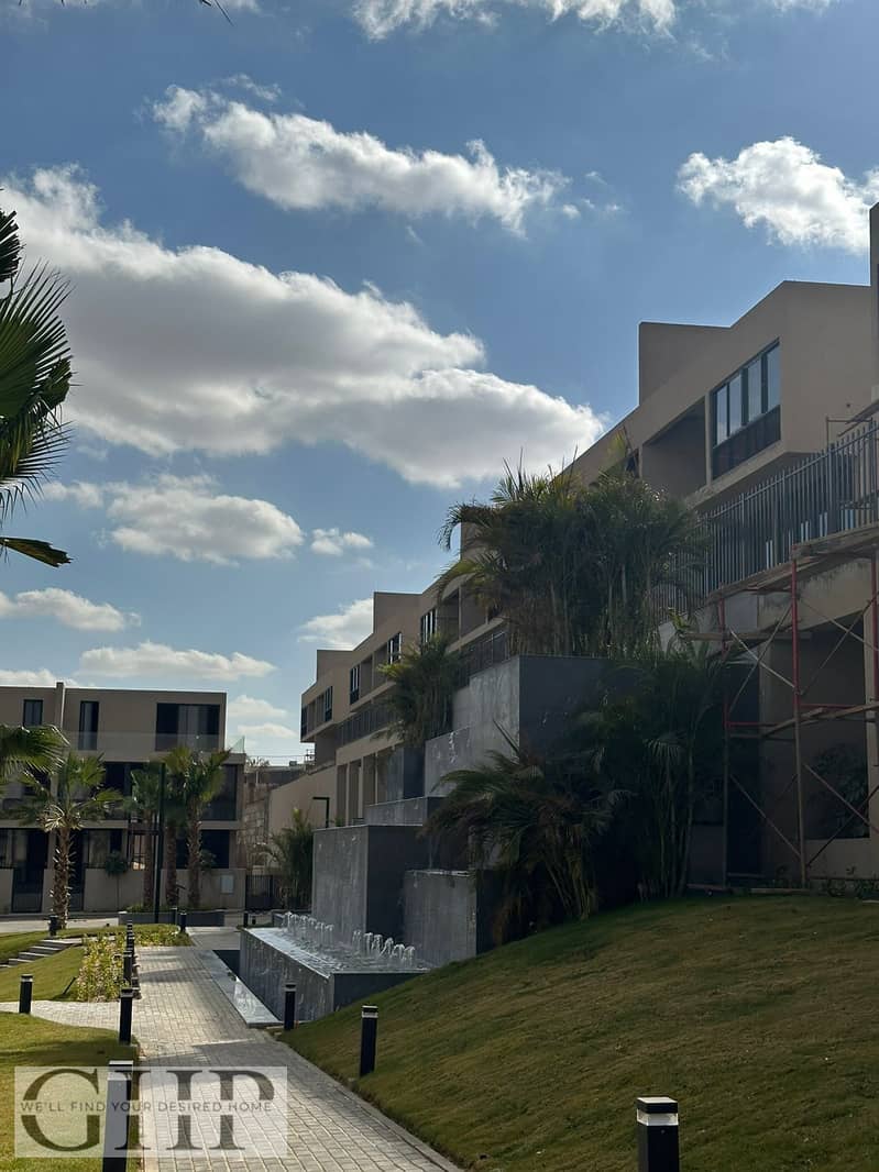 10 3b45567d-fdb2-41c2-aef5-d00cd73ad93f. jpg