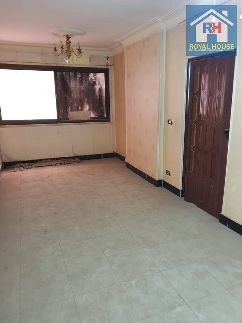 2 1911ee9f-72df-47da-ab0d-d99ae8dd0b70. jpg