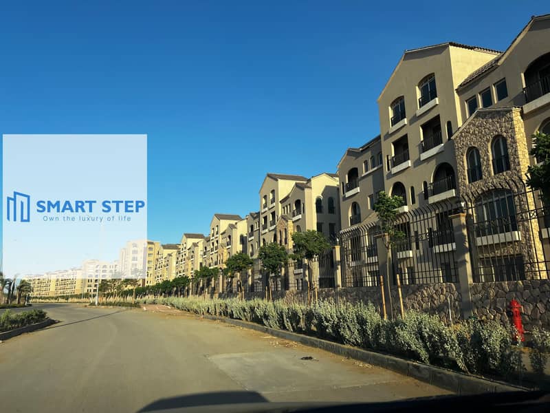 2 2ef87443-0af3-4a26-9b34-802b8c79818a. jpg