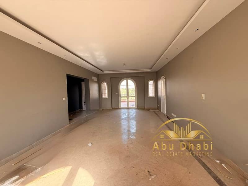 7 588478107_835368299240068_5097170182499160303_n. jpg