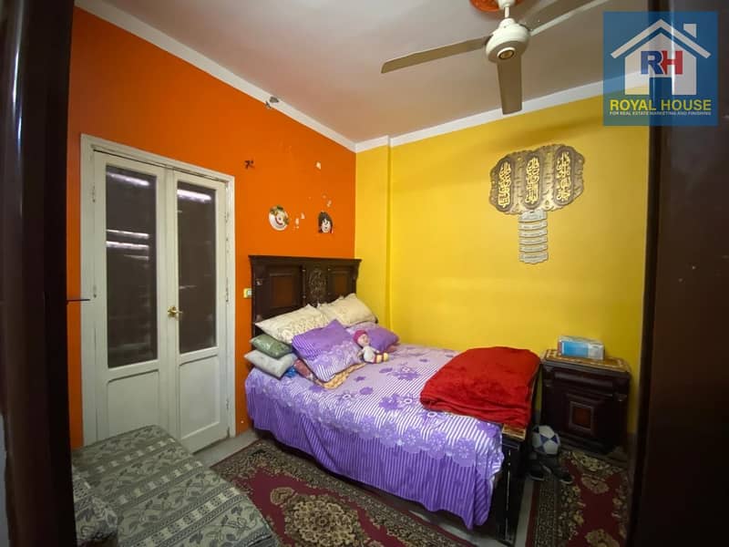 12 d9f683a2-806f-4657-91e2-7ac851969dbd. jpg