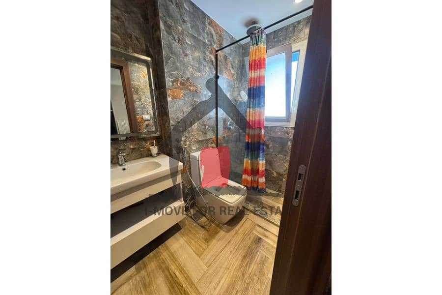 10 e4d2d075-6a3a-43e3-8de6-0bcab363ff6d. jfif. jpg