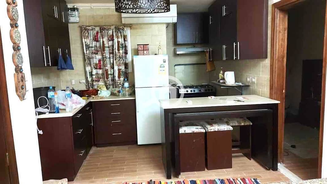 4 dfd93332-b3ce-403b-87fb-ce52873384fc. jpg