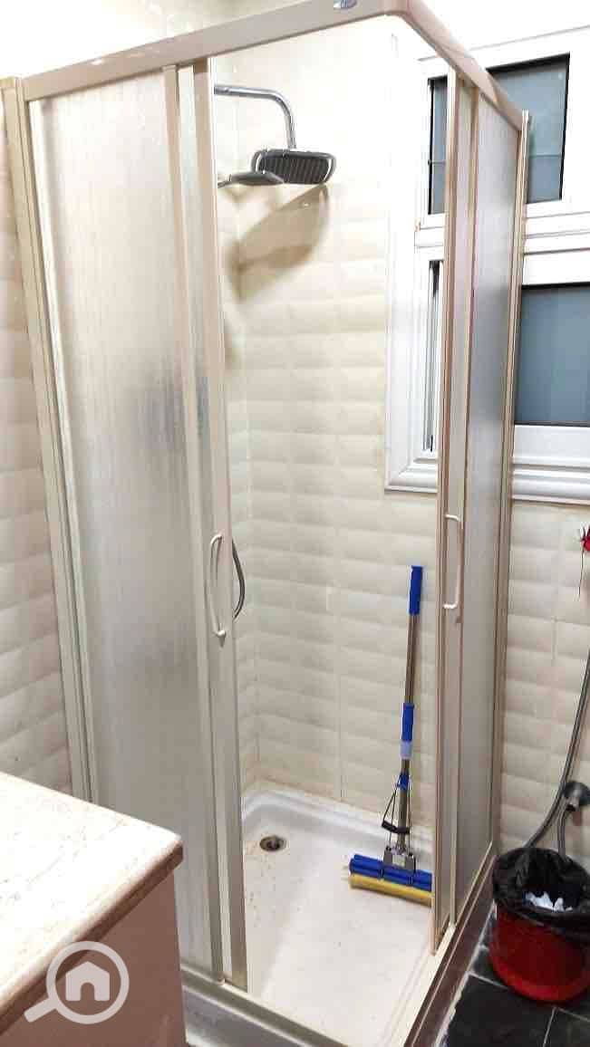 7 6cd07c98-a2f2-45d3-a662-eec88a4a6e0c. jpg