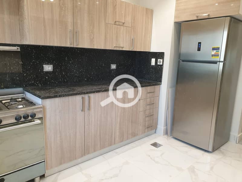 9 38ad69b3-4eb5-4821-a62a-a07a42dbba63. jpg