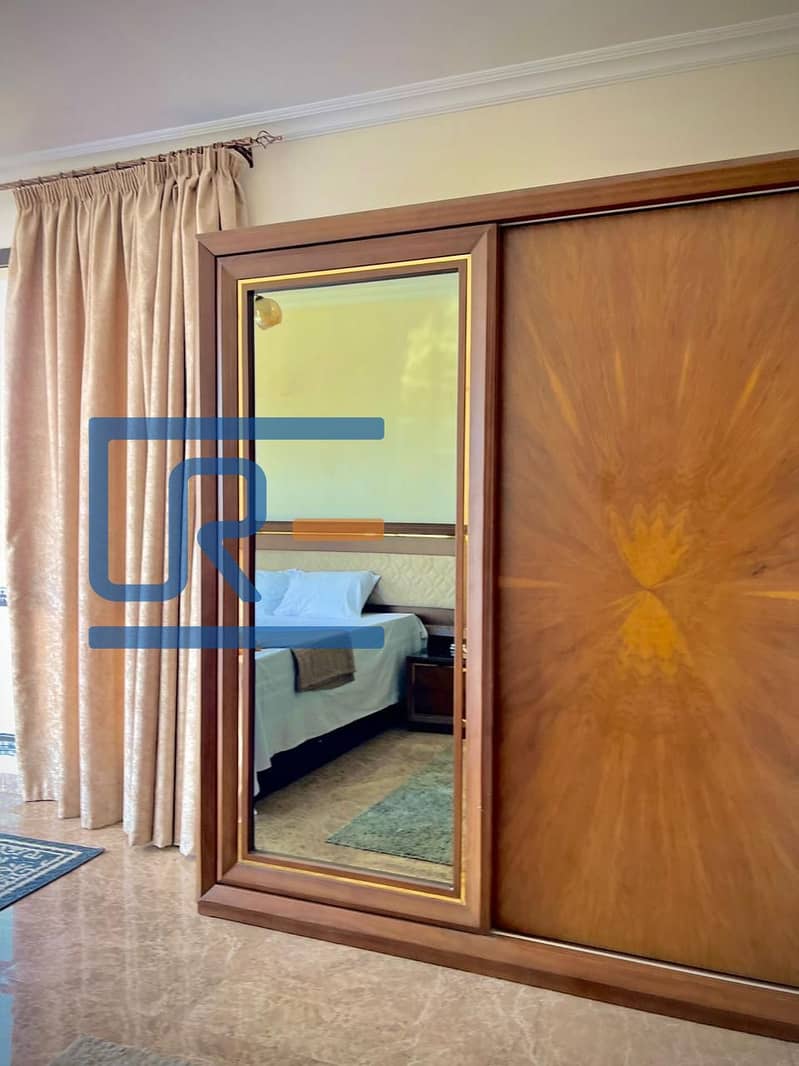 2 2d1670e8-7c31-4d99-9dce-1ea4fe504f1a. jpeg