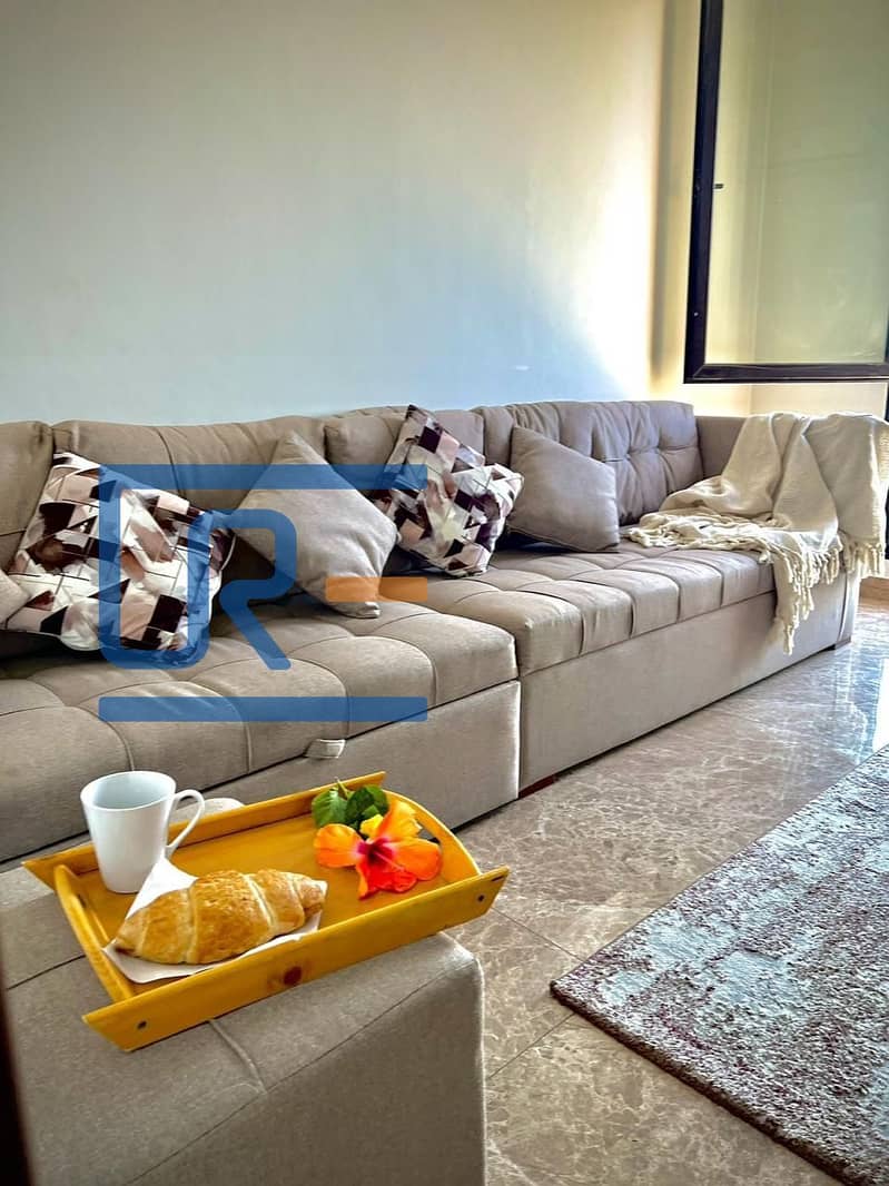 3 8fe05dcf-022d-4a16-8583-ee22c42a8981. jpeg