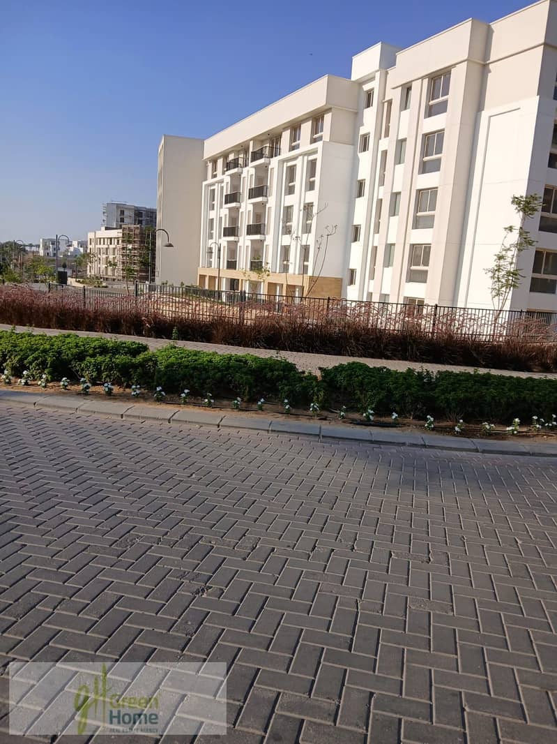 2 0c84c56e-0e07-48ce-83af-ad36f9446985. jpg