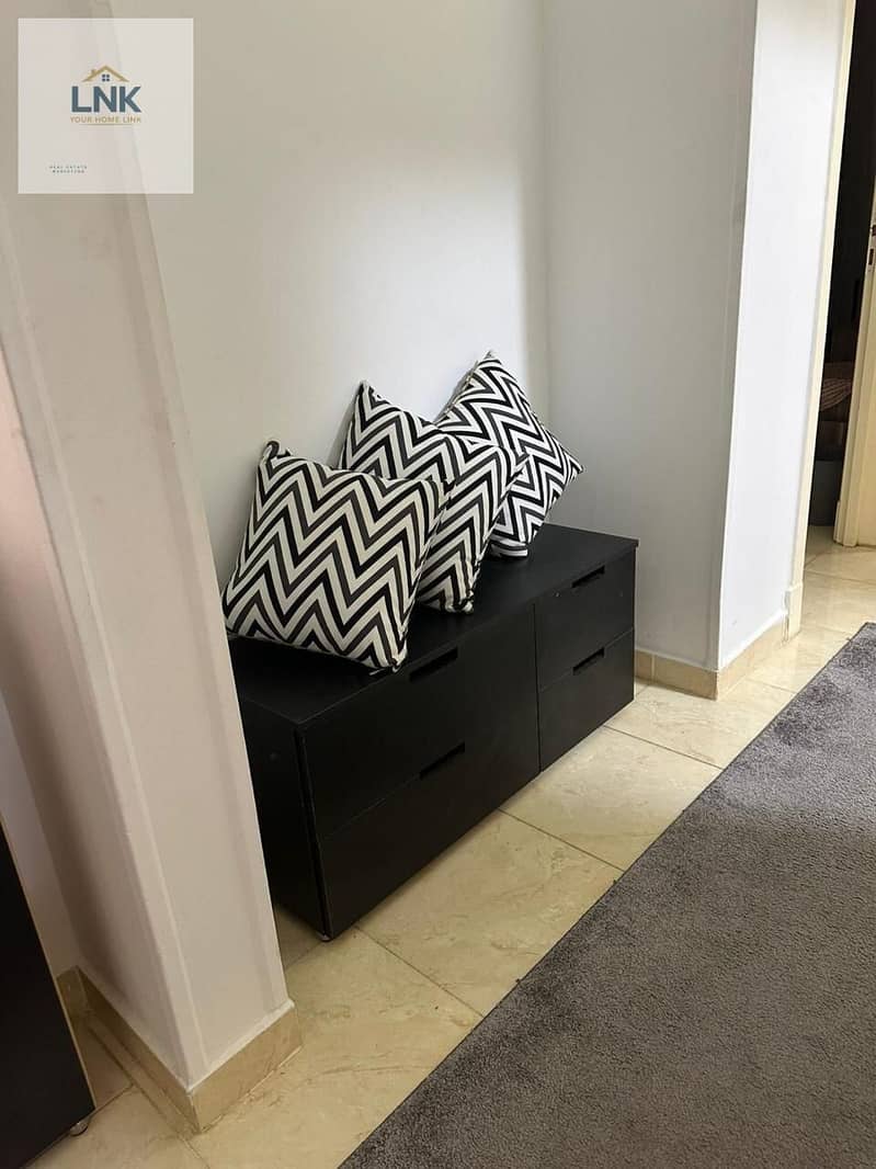 11 1b856eb6-eec2-448c-a973-66ea6b689eed. jpg