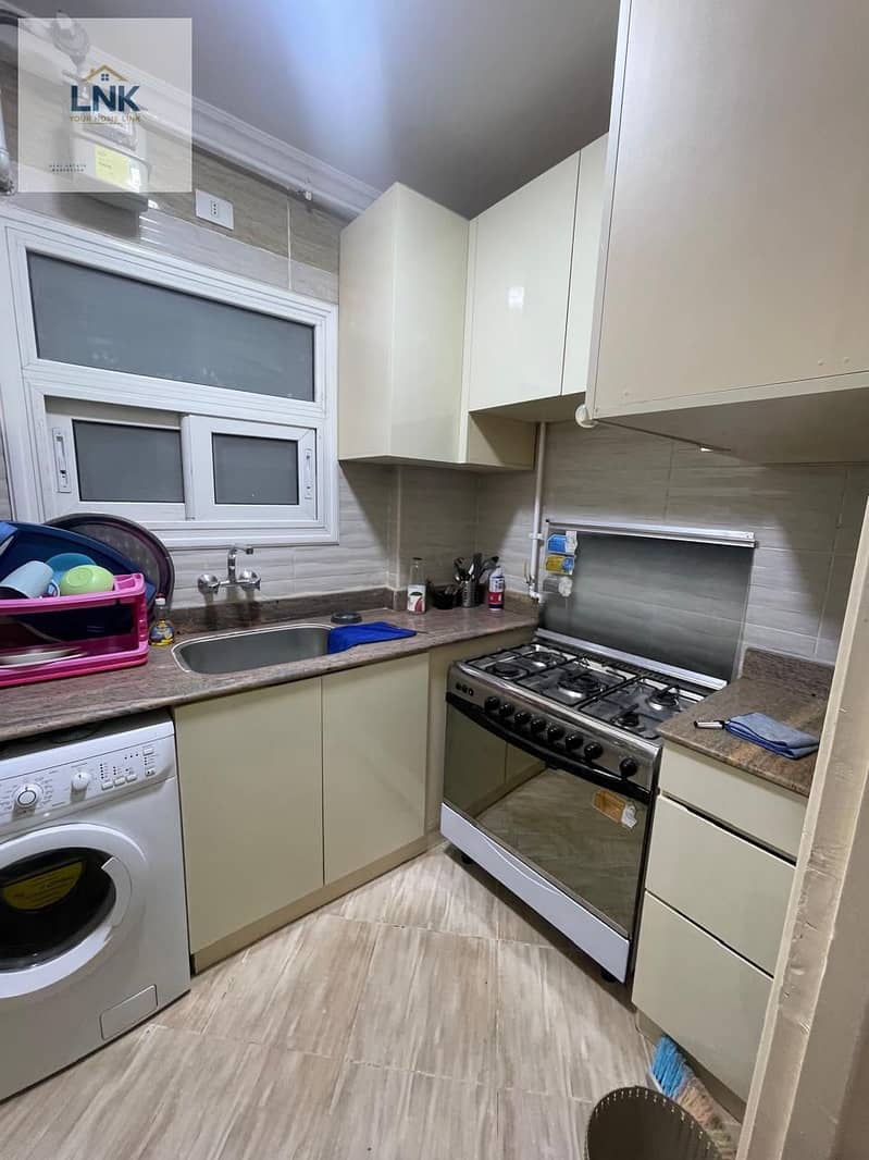 7 55c9e5e9-7009-492f-bd32-1b2605bce91b. jpg