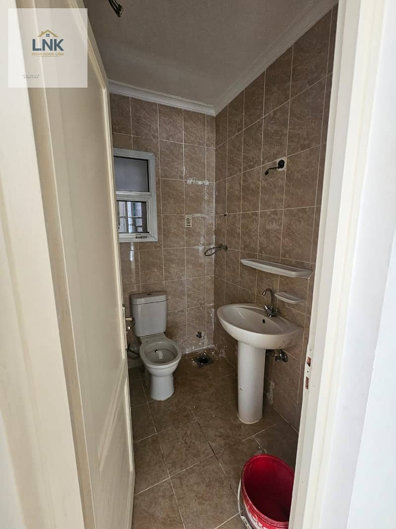 2 1bff6d16-bf1b-48dd-a97b-f3dfaaae8056. jpg