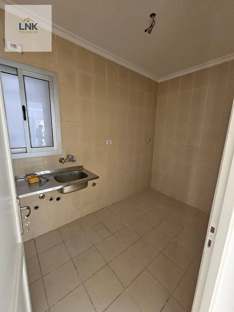 5 40fc5e44-7811-4997-a0e7-a79aa74a0a32. jpg