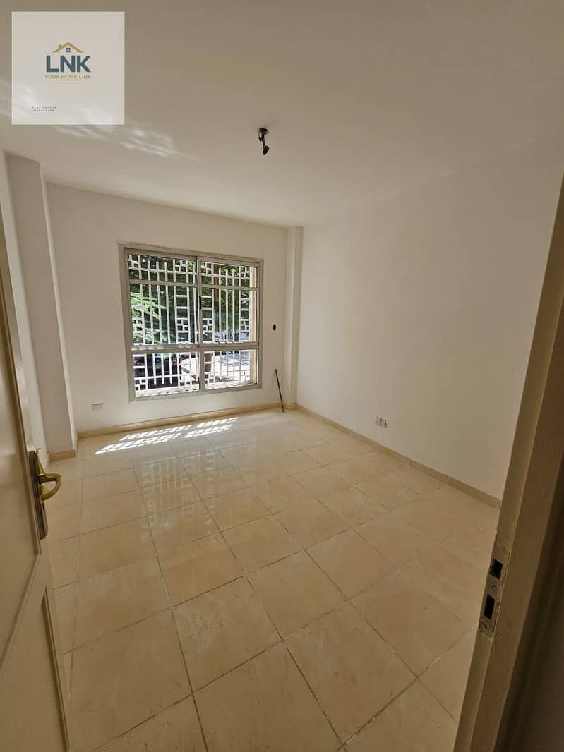 6 65df2b11-ca90-4ff0-9a66-4d25ccded925. jpg