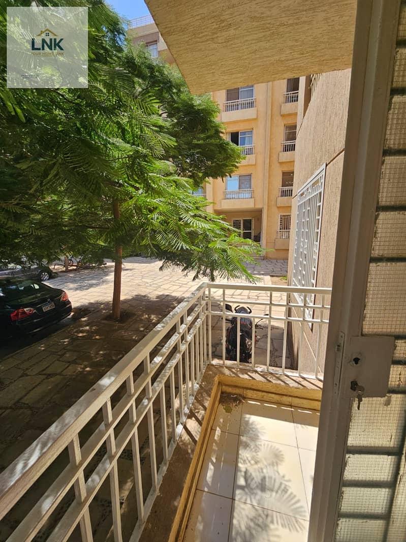 10 773319d3-386b-41f4-ac2c-a17b0097b593. jpg