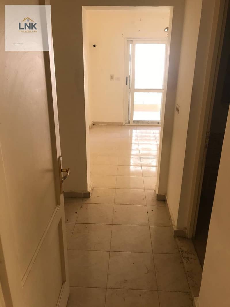 7 9d7602e7-85f0-4590-b76a-dd53a9c9090c. jpg