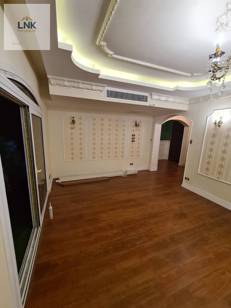 2 0dff33d5-8d90-48c9-9849-4beebd1ce91e. jpg