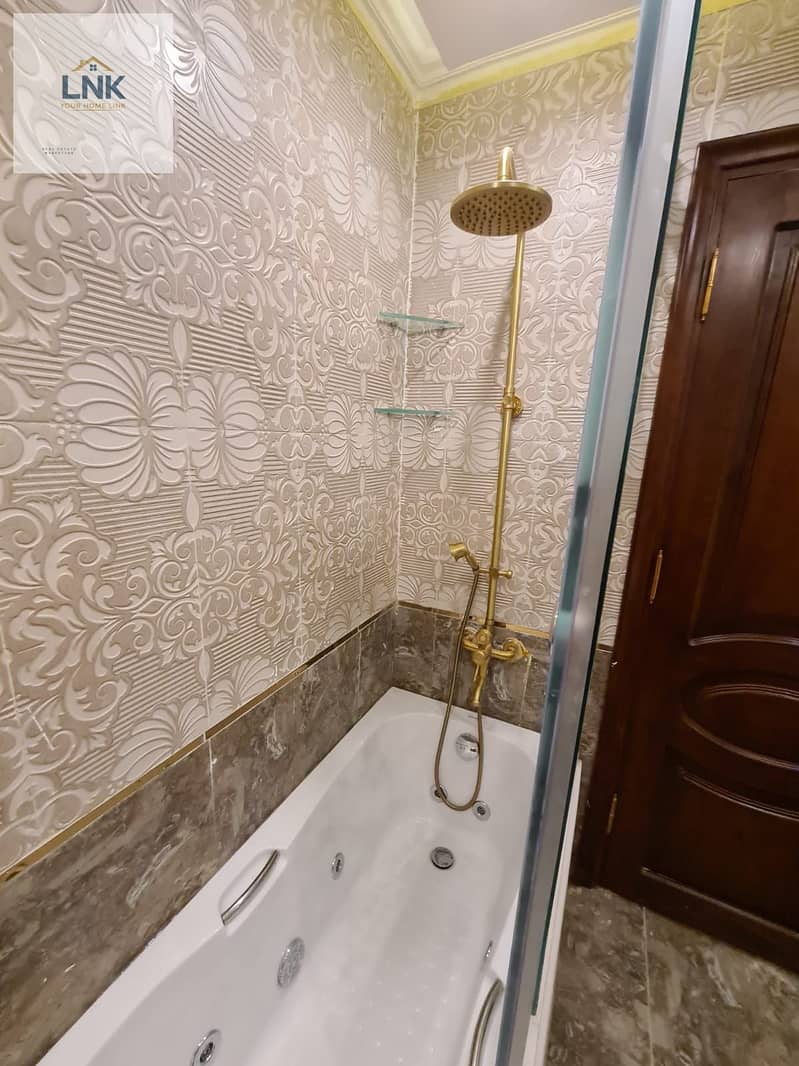 9 3c2b1c75-ebef-43ab-942a-086e772d1545. jpg