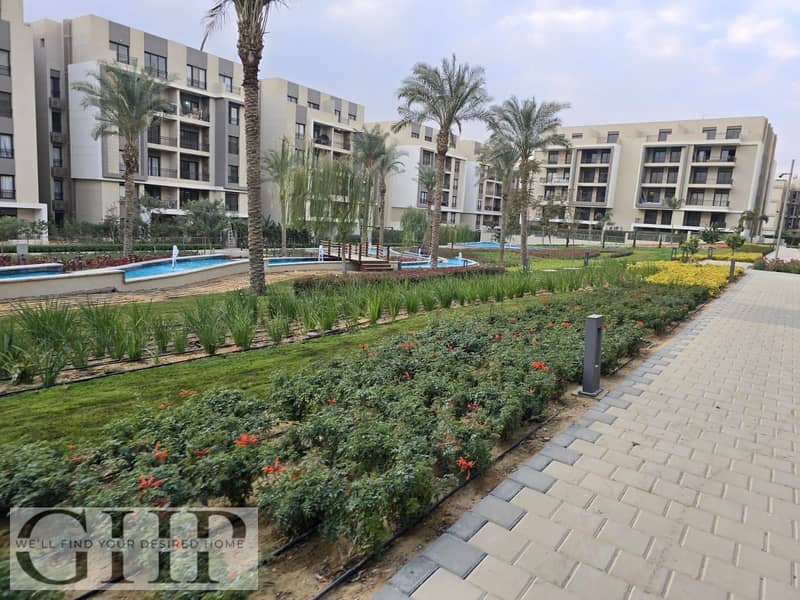 2 e3a12d98-59c5-4093-84cd-3a49cc4683b5. jpg