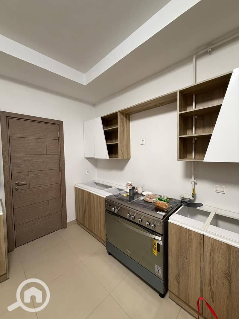 14 WhatsApp Image 2026-01-22 at 22.05. 08 (2). jpeg