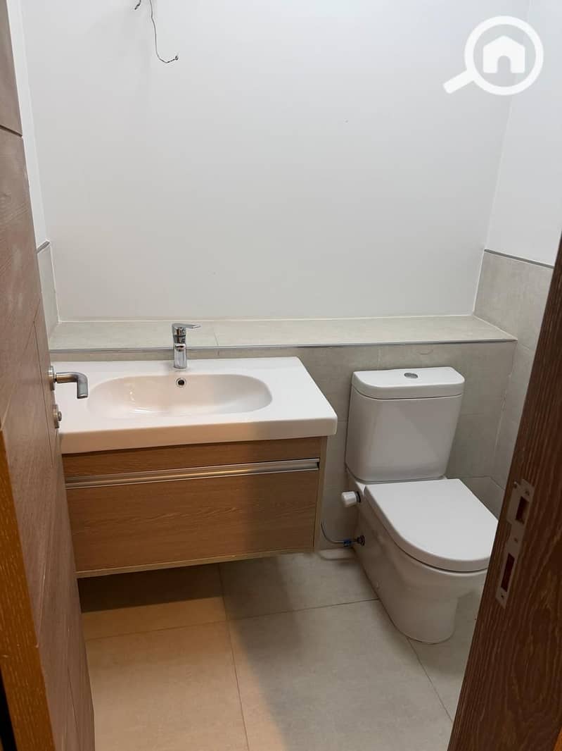 15 WhatsApp Image 2026-01-22 at 22.05. 08 (3). jpeg