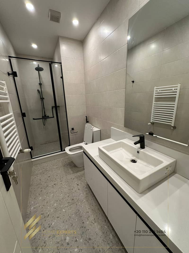 11 7682af57-88a8-4fa0-a7c5-fd22be0d1784. jpg