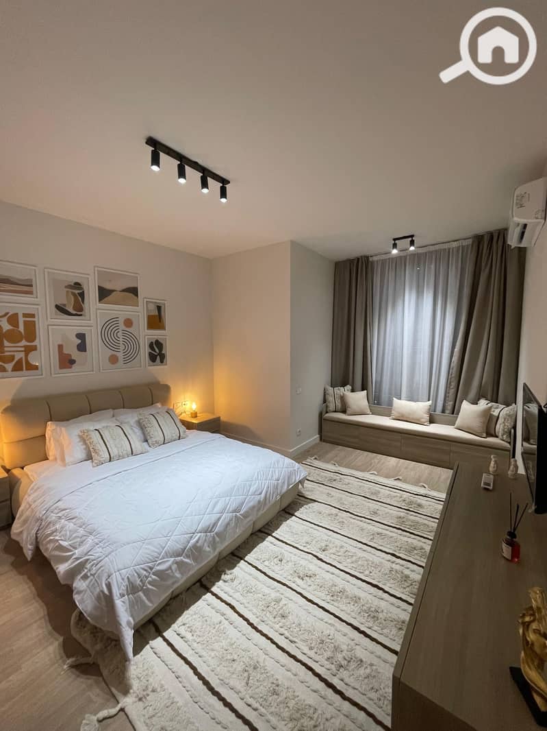 4 WhatsApp Image 2025-10-02 at 9.45. 04 PM. jpeg