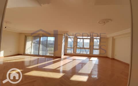 شقة 4 غرف نوم للايجار في سموحة، الإسكندرية - 2. JPG